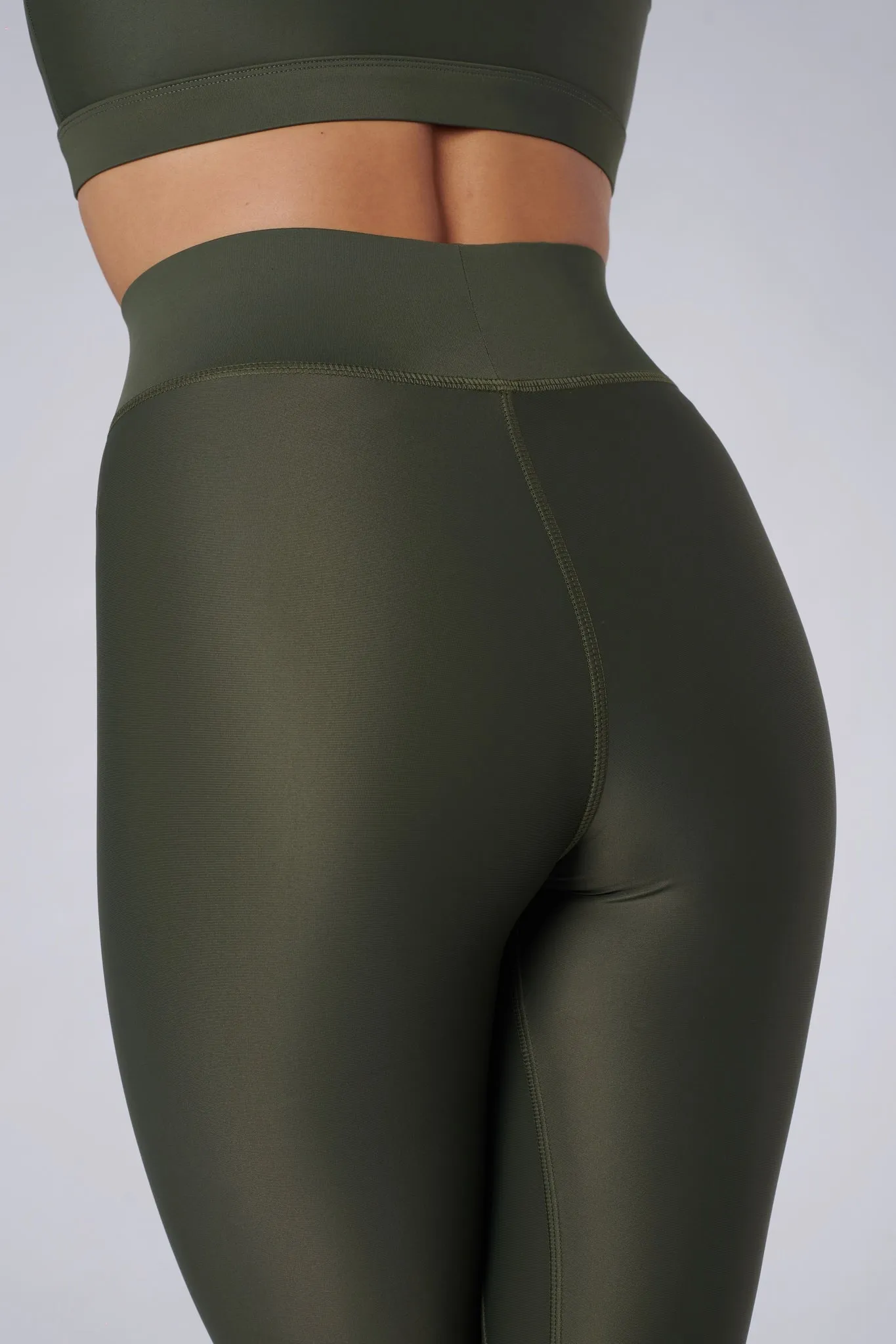 Cora Compression Leggings | Recycled Nylon | Olive