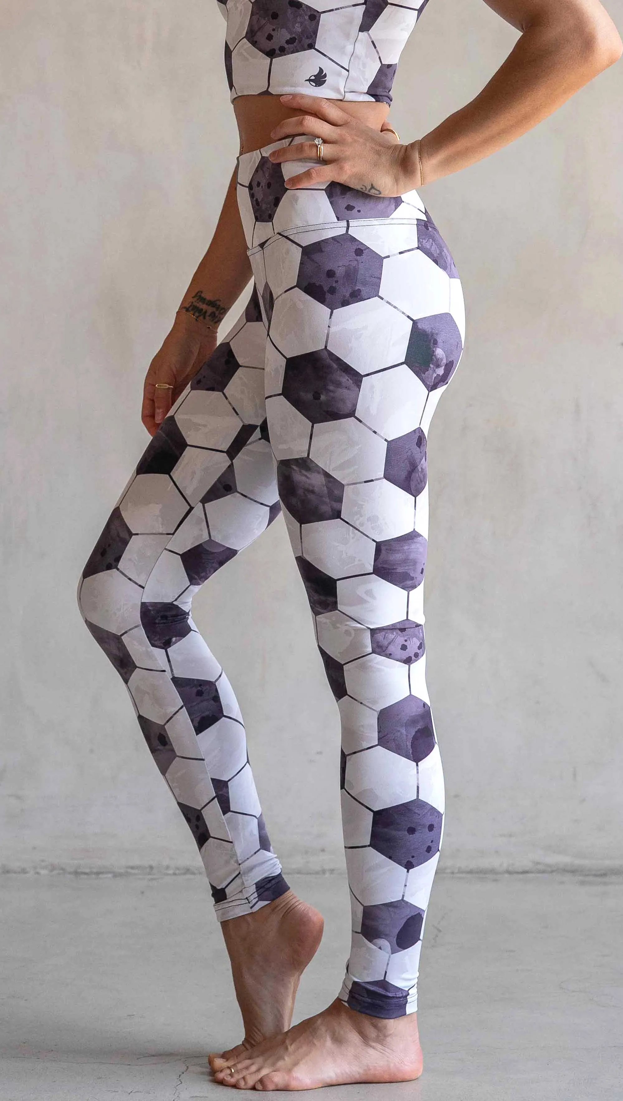 Fútball is Life! - Athleisure Leggings