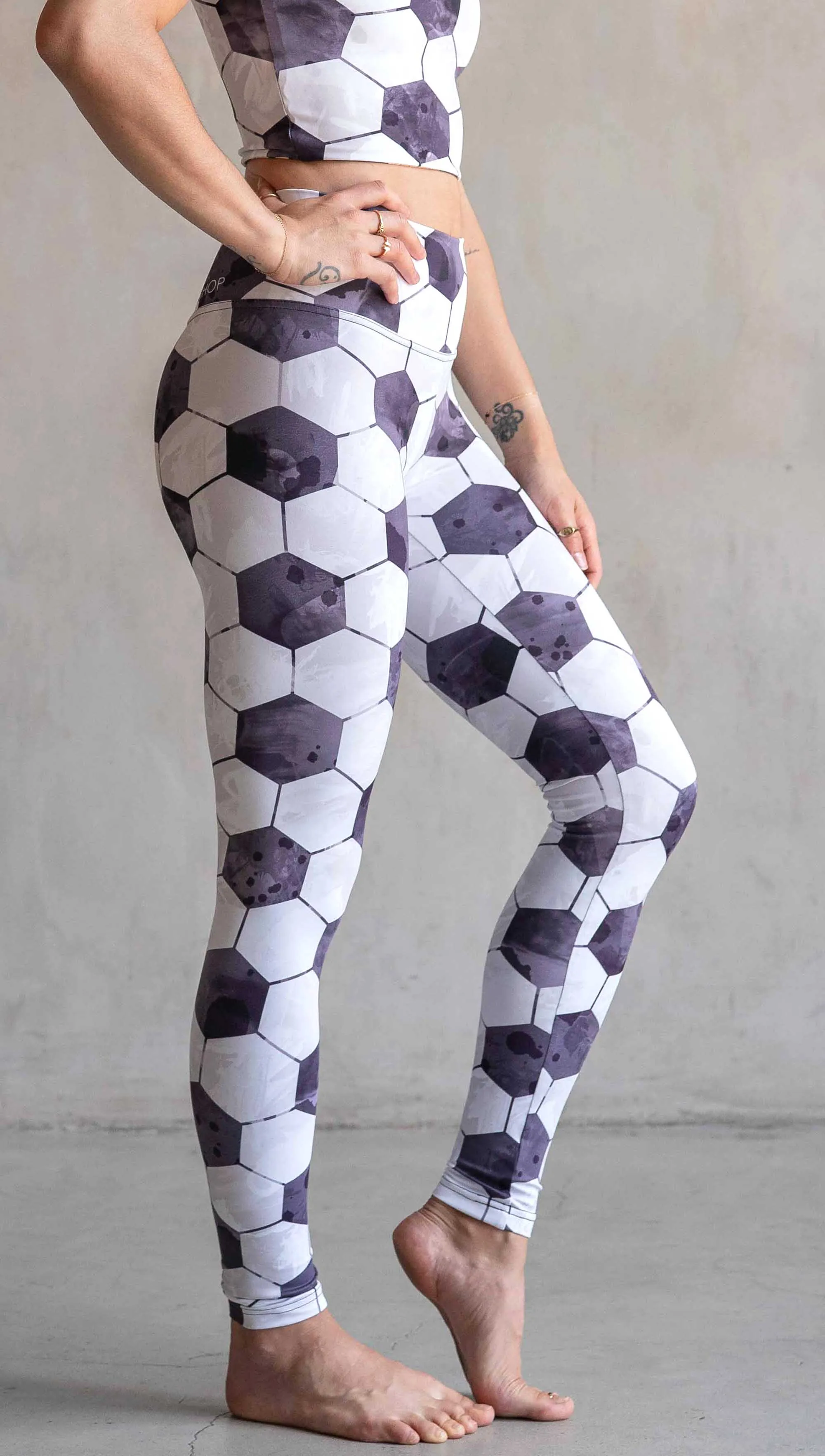 Fútball is Life! - Athleisure Leggings