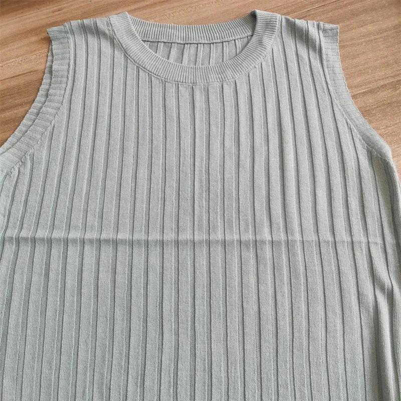 Knitted Sleeveless Tank Tops for Casual Wear