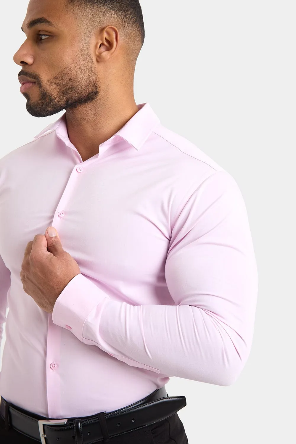 Muscle Fit Dress Shirt in Pink