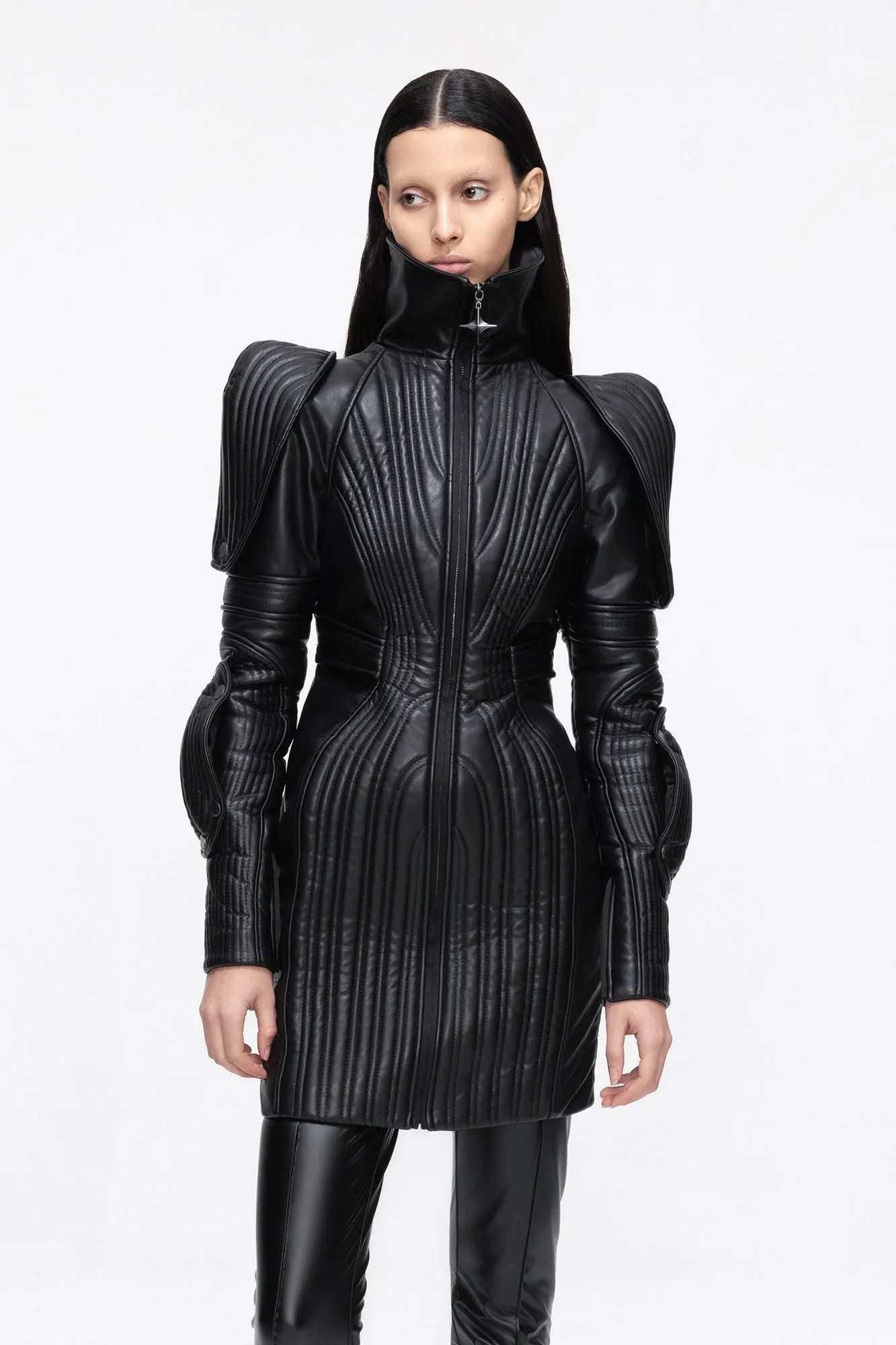 Wave sleeved three-dimensional jacket dress